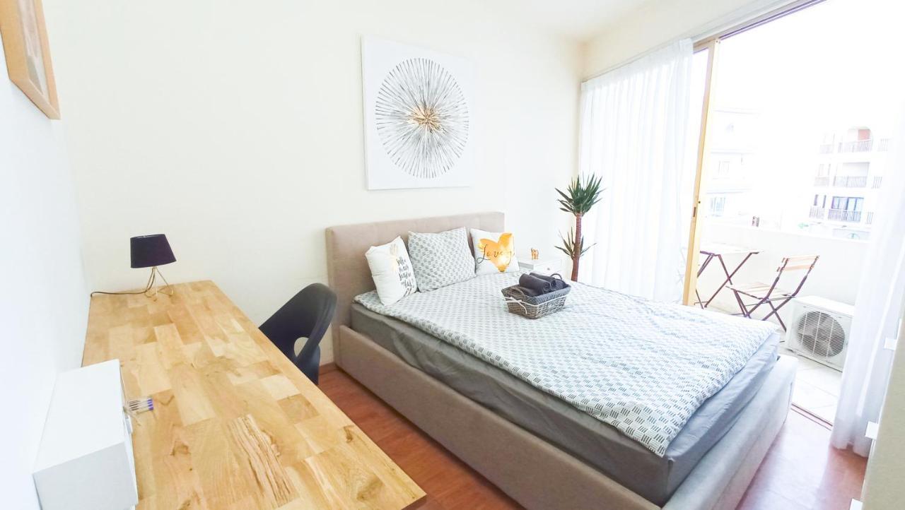 1A Beach & Business Apartment In The City Center! ラルナカ エクステリア 写真